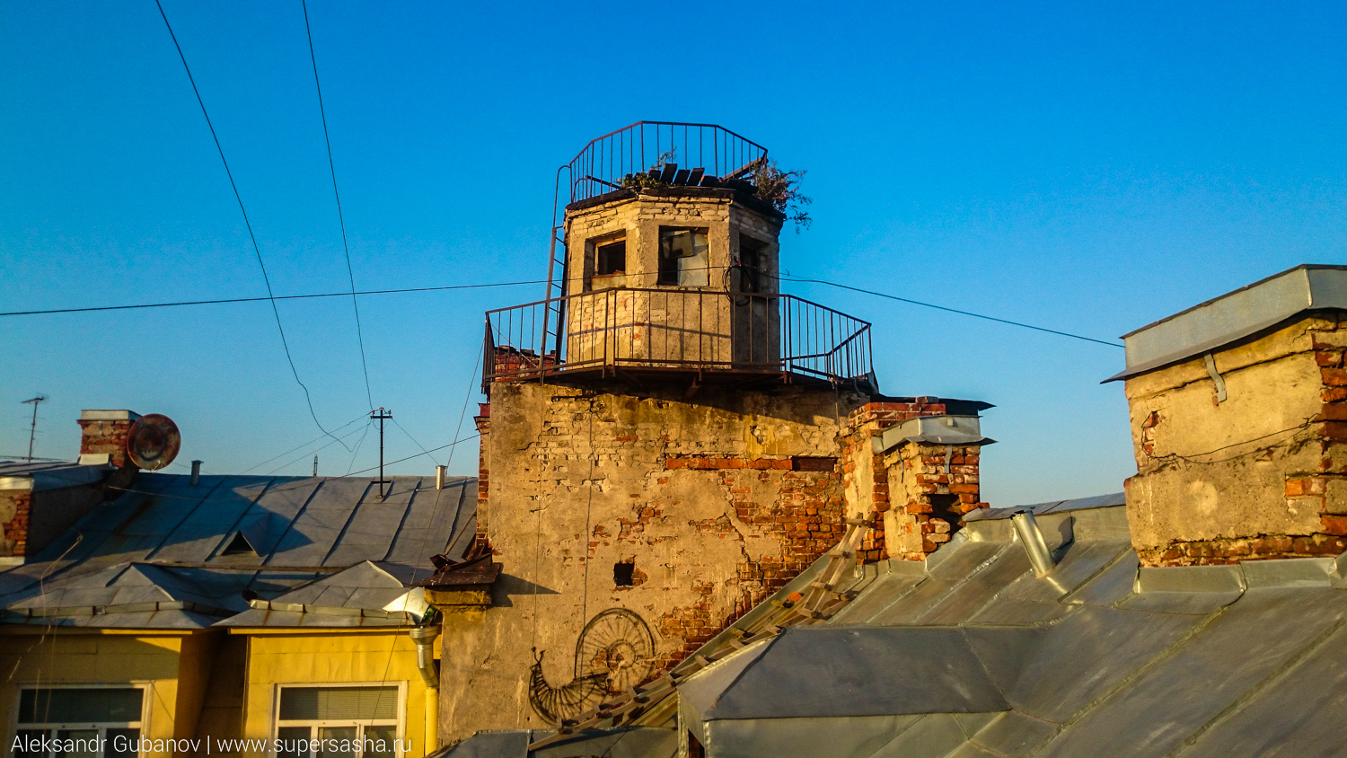 Где в Петербурге воссоздали утраченные башенки на крышах